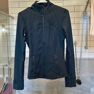 Lululemon define jacket size 4, dark teal